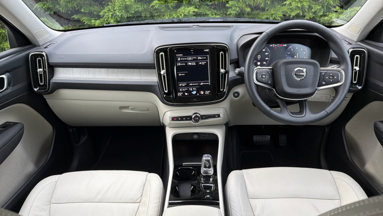 Volvo Xc40 1.5 T3 [163] Inscription 5dr Geartronic Petrol Estate